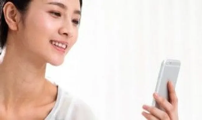 手机乱跳屏怎么解决（苹果手机乱跳屏怎么解决）