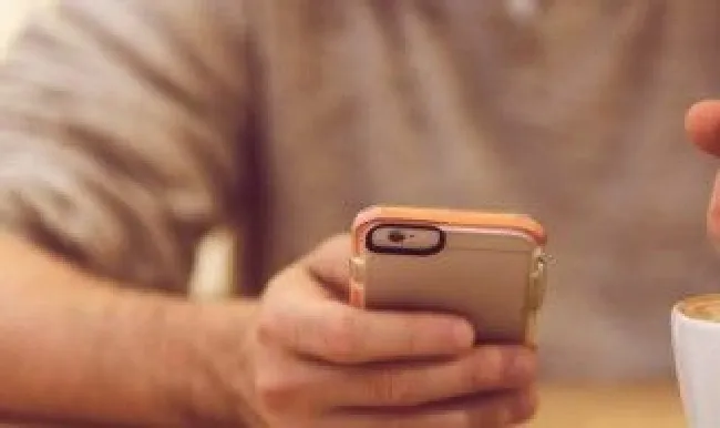 iphone公交卡使用教程（iphone的公交卡怎么使用）