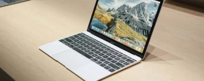 为什么win11用着用着就死机 win11一开机就卡死