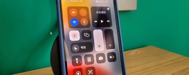 短信蓝色和绿色的区别 小米短信蓝色和绿色的区别