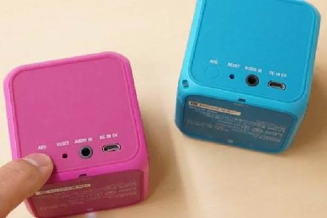 索尼SRS-X11声音失真或声音输出中出现噪音怎么办
