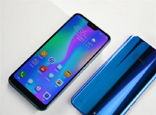 荣耀10和oppoa5哪个好