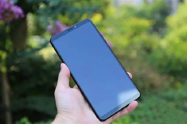 小米max3怎么锁定后台应用
