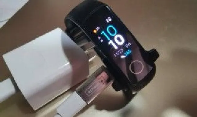 华为手环4使用教程 基本操作步骤解说