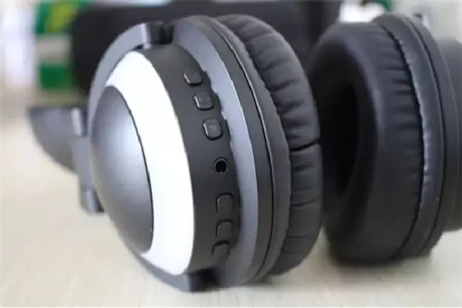 Brookstone 1S猫耳耳机蓝牙自动断线怎么办