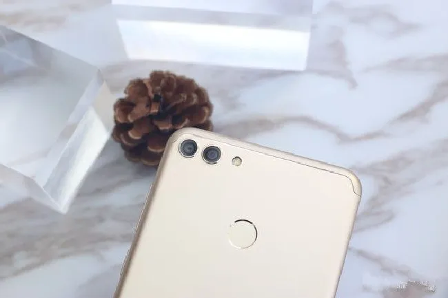 华为畅享8plus有语音唤醒功能吗