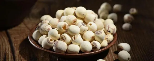新鲜的莲子怎么吃好吃 新鲜莲子如何食用好