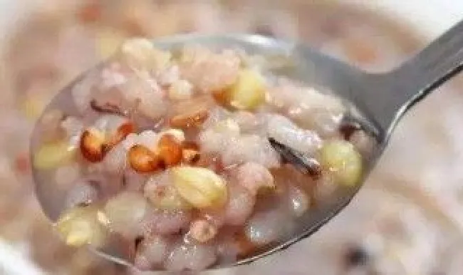 莲藕燕麦粥如何做 做莲藕燕麦粥的教程