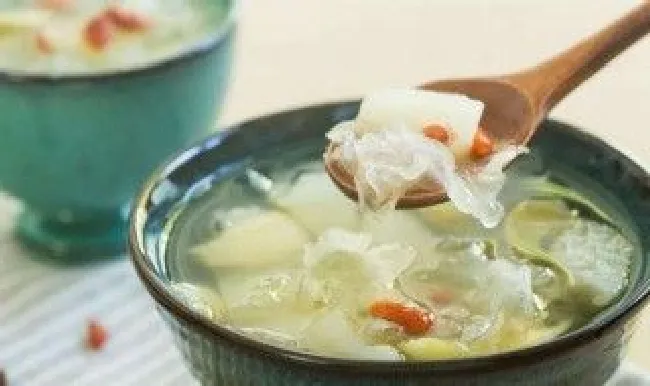 银耳梨羹怎么做 银耳梨羹的做法