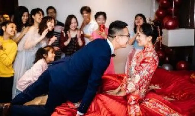 结婚压箱钱直接放银行卡可以吗（结婚压箱子的钱能随便花么）