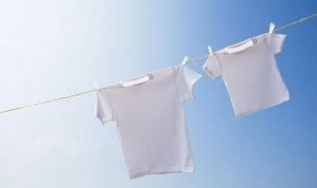 衣服发黄了怎么办 漂白衣服发黄了怎么办