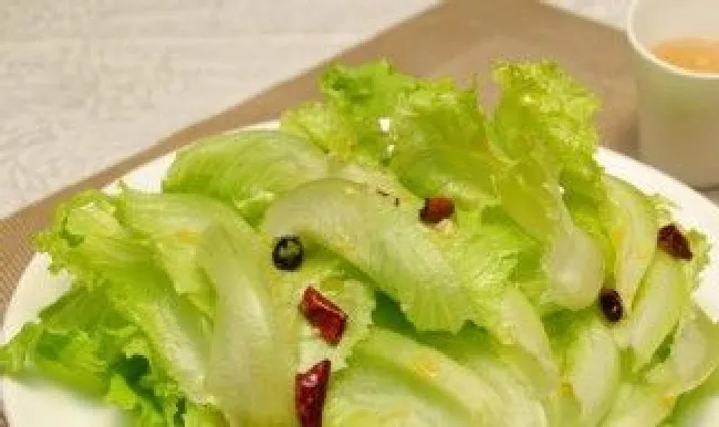 生菜怎么保存新鲜不烂（白菜保存的最好最新鲜的方法）