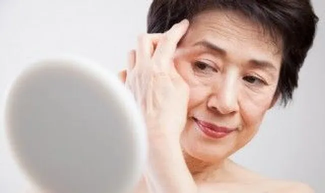 女人长斑吃什么调理（女人长斑吃什么调理最好）