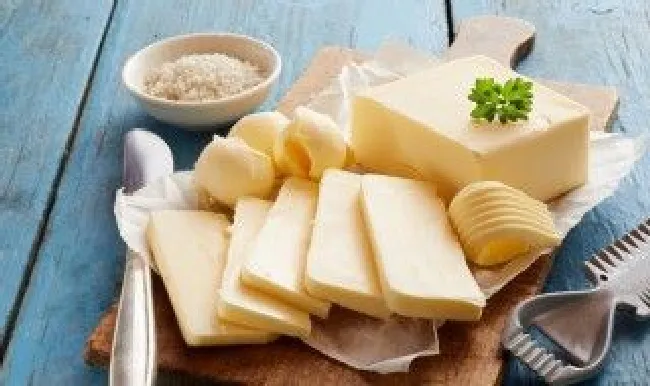 用什么可以代替黄油（用什么可以代替黄油的奶香味）
