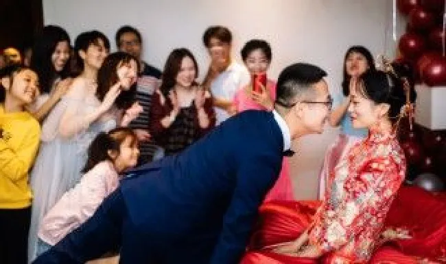 结婚新娘自己需要买啥（结婚新娘自己需要买啥礼物）