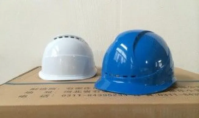 工地蓝色安全帽代表什么（工地安全帽颜色级别）