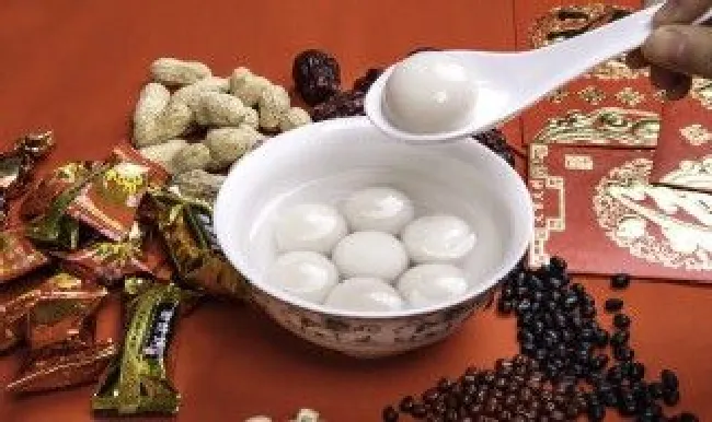 吃汤圆是什么节日（吃汤圆是什么节日的风俗）