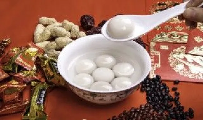 汤圆冷水煮还是热水煮（煮汤圆的正确方法）