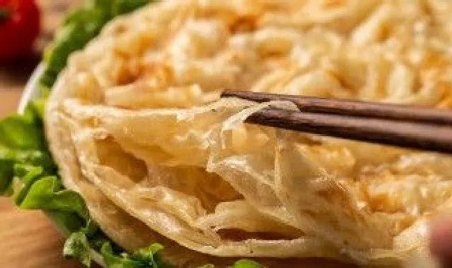 纸包的饼可以放微波炉加热嘛（纸包的饼可以放微波炉加热吗）