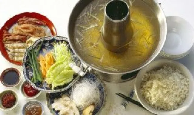 火锅油碟能用家用香油代替么 火锅油碟可以用香油代替么