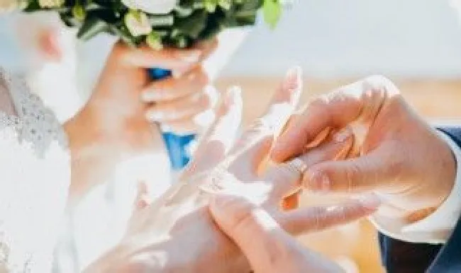 闪婚是什么 闪婚是什么意思?