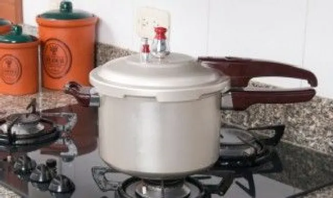 高压锅糊了怎么清洗 高压锅糊了怎么清理