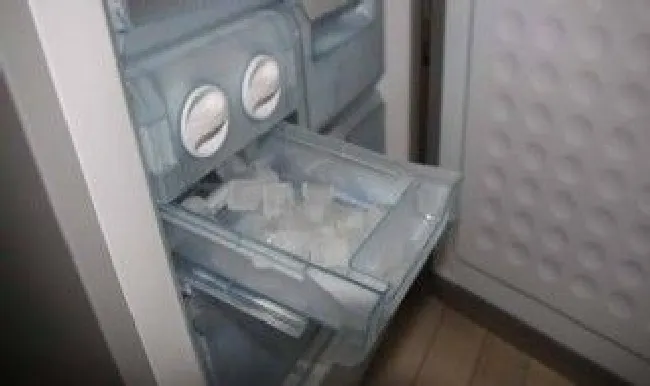 电冰箱冷冻不好用怎么解决?（电冰箱冷冻不好用怎么解决呢）
