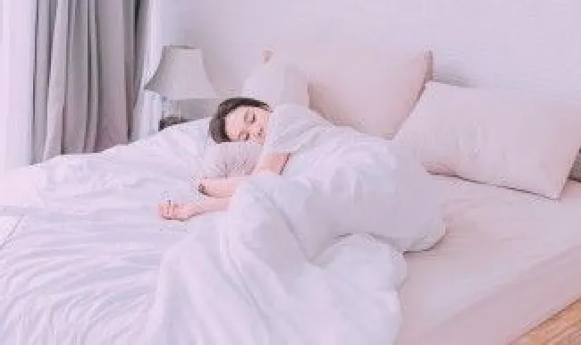 梦见自己被大雨淋是什么意思（做梦梦见自己被大雨淋）
