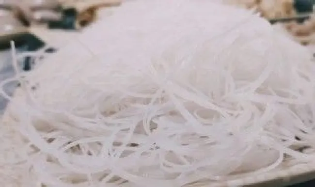 怎么样挑选好米粉的方法和技巧 怎么样挑选好米粉的方法和技巧视频