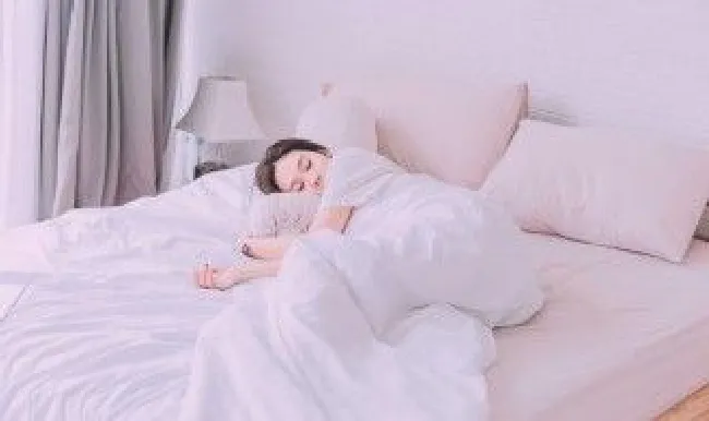 梦见别人送鞋什么意思（梦见别人送鞋什么意思周公解梦）