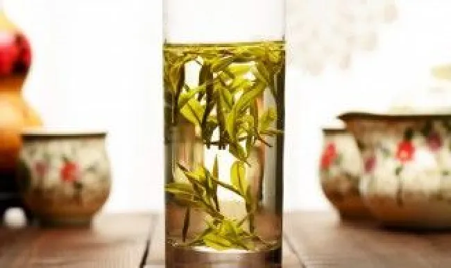 绿茶用多少度水泡好 绿茶用多少度水泡好