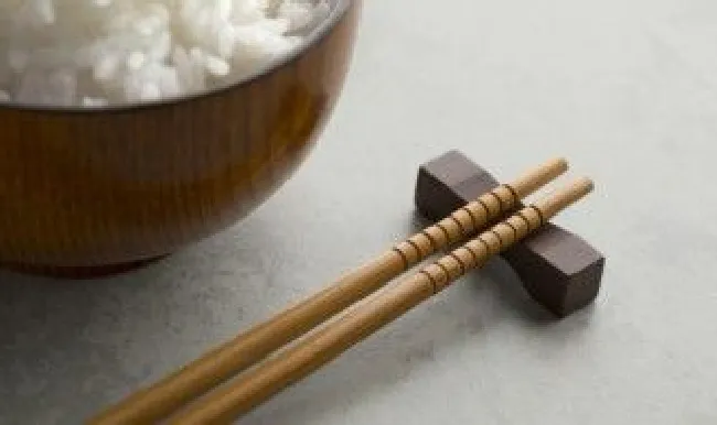 筷子的精神象征意义（筷子的精神含义）