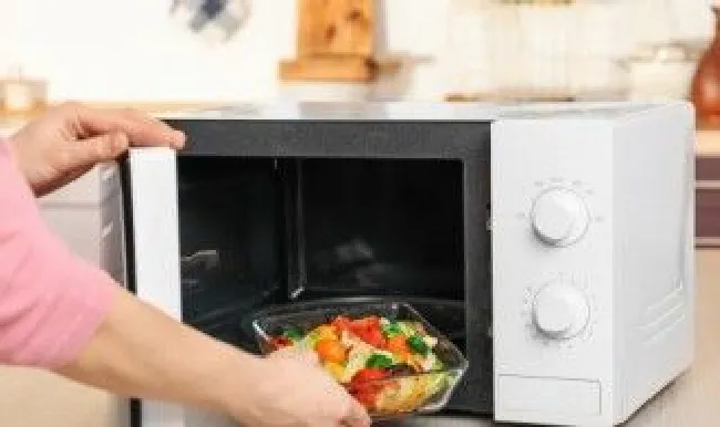麦秆壳可以放微波炉吗（麦秆餐具可以放微波炉吗）