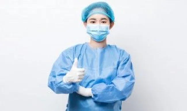 系绳子的口罩怎么戴 系绳口罩的戴法