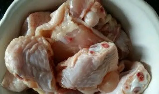 火锅里面放鸡腿可以吗 鸡腿可以煮火锅吃吗