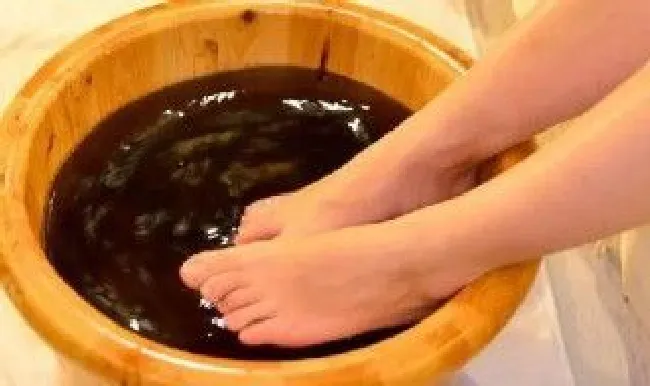 每天泡脚的正确方法（每天泡脚的正确方法是什么）