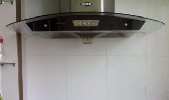 如何去除油烟机过滤网上面的顽固油渍 去除顽固油渍的方法