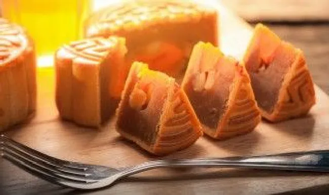 月饼保质期一般几个月（月饼可以放冰箱里面保存吗）