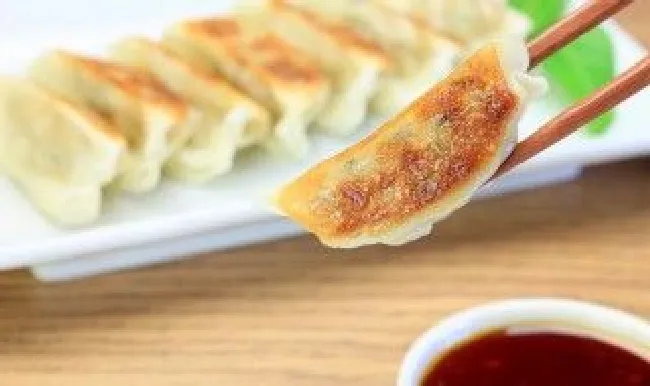 饺子放冰箱能放多久（素菜饺子放冰箱能放多久）