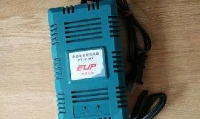 电动车充电一直绿灯怎么办 电动车充电一直绿灯怎么回事