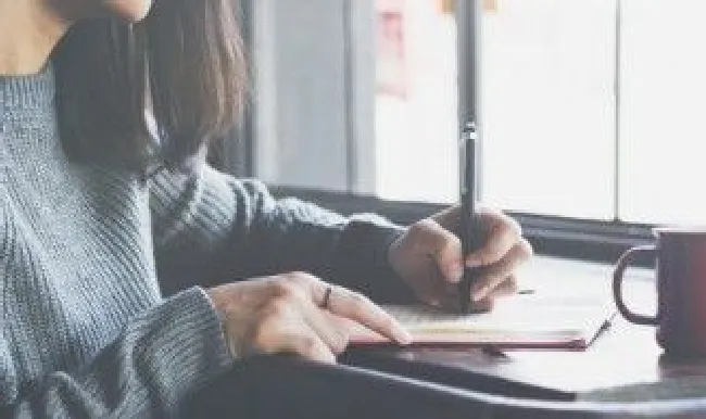 爱你如初陪你到老的甜蜜句子（依旧爱你如初的句子唯美）