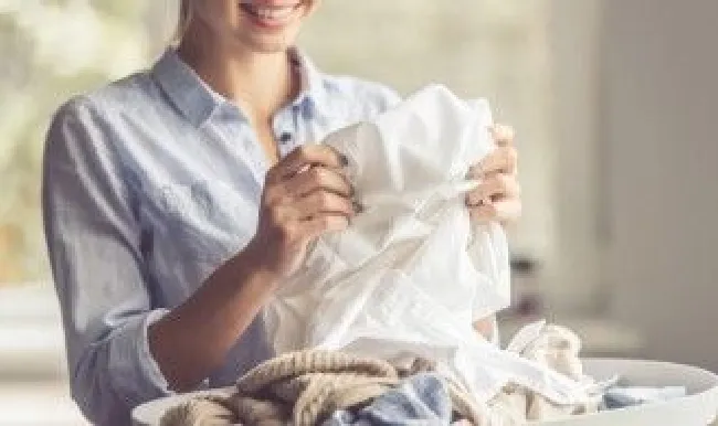 女人梦见洗衣机洗衣服 女人梦见洗衣机洗衣服水溢出来了