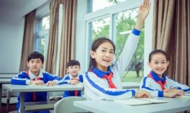 偶尔造句子（偶尔造句子三年级）